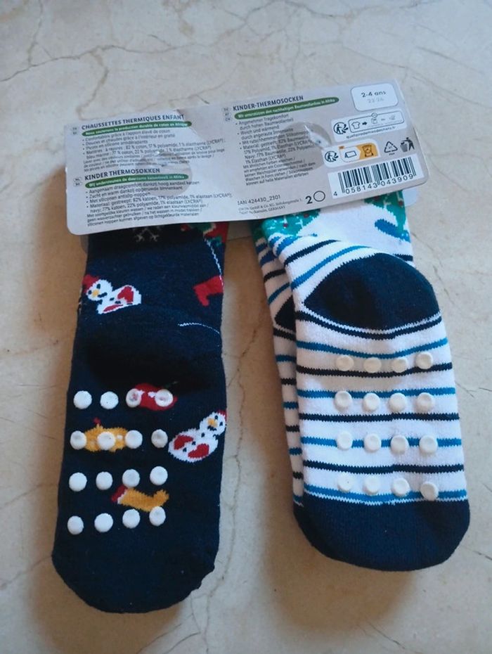Lot de 2 paires chaussettes antidérapante thermique taille 2/4 ans 🌺 - photo numéro 2