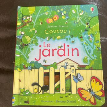 Livre à volets