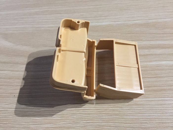 Banquette arrière pièce détachée miniature Mercedes Benz 500 K 1936 Burago 1/20 1/20e 1/20eme #A46 - photo numéro 2