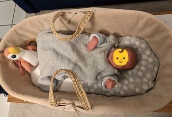Couffin et chancelière bébé