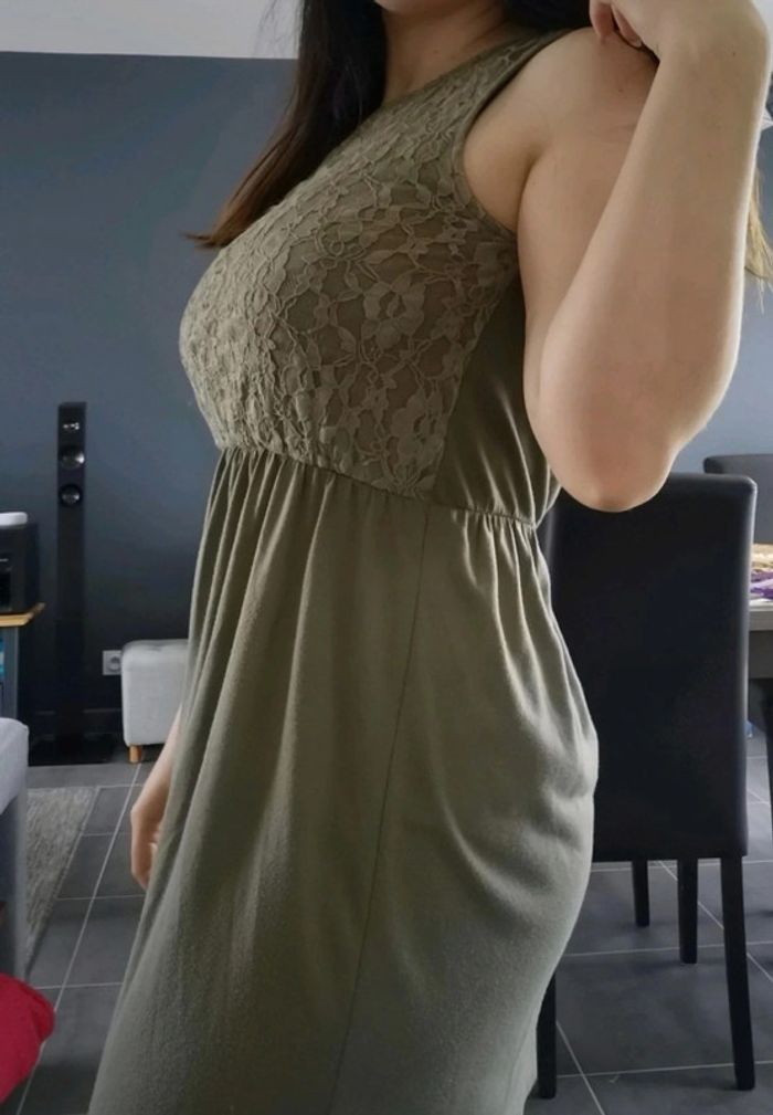 Robe dentelle 40 - photo numéro 3