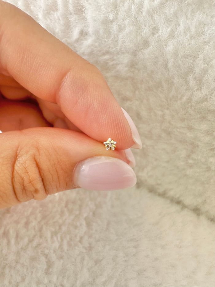 Piercing mini étoile, doré