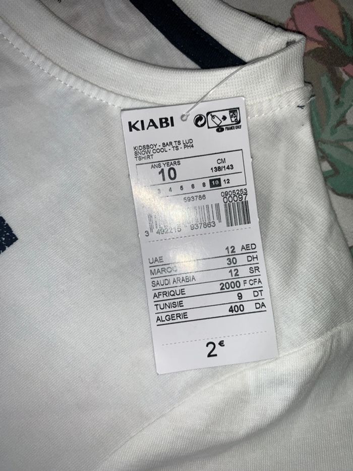 T-shirt garçons neufs avec étiquette - photo numéro 3