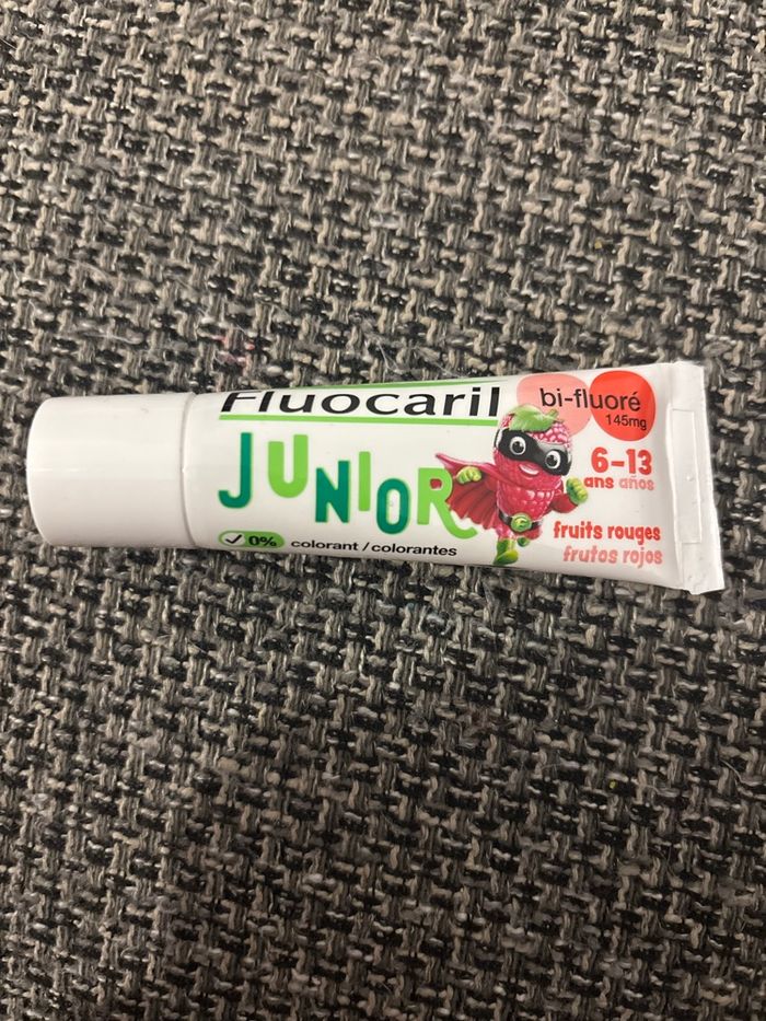 Trousse enfant 6ans et + brosse à dent dentifrice - photo numéro 7