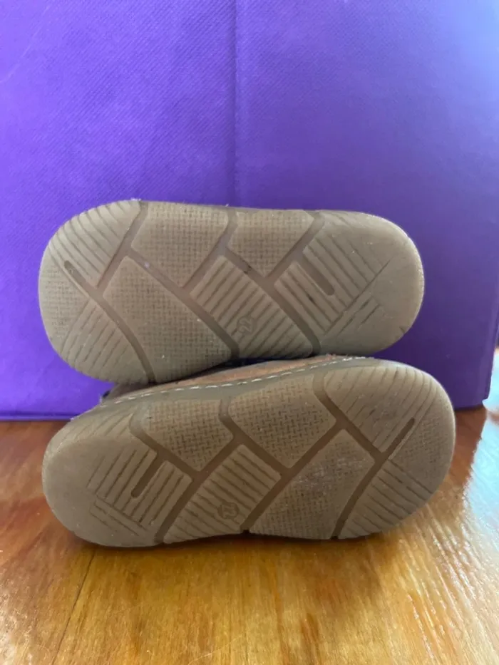 Chaussures Fétélacé taille 22 - photo numéro 6