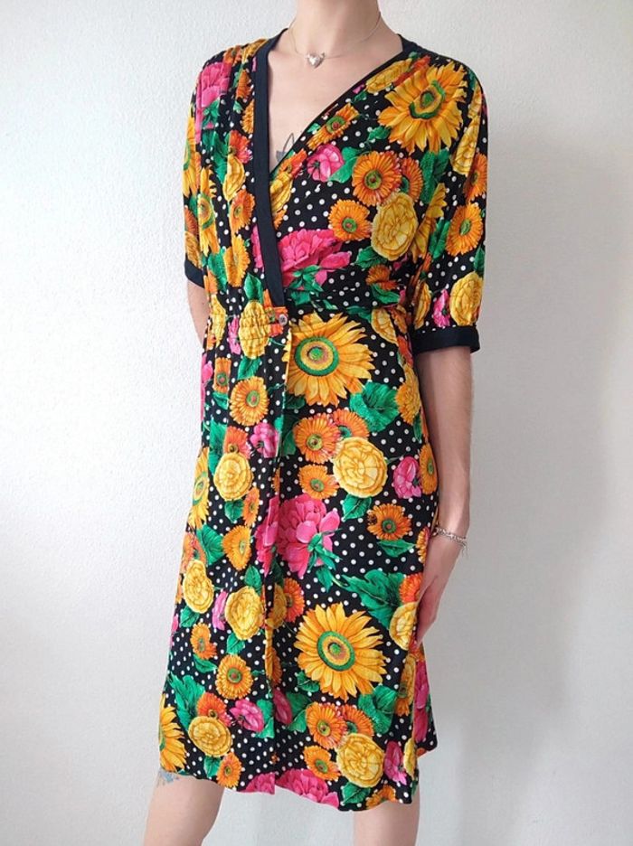 Robe longue portefeuille fleur multicolore noir Rétro / Botto Boutique - 36/S oversize à 46/XXXL - photo numéro 7