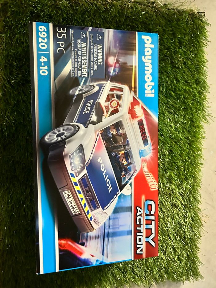 PLAYMOBIL voiture de police