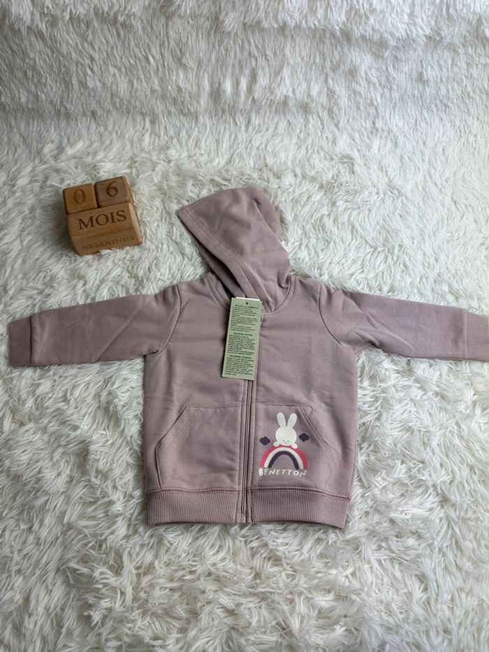 Gilet zippé Benetton taille 6-9 mois