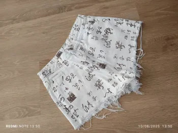 Magnifique short en jean blanc shein taille S