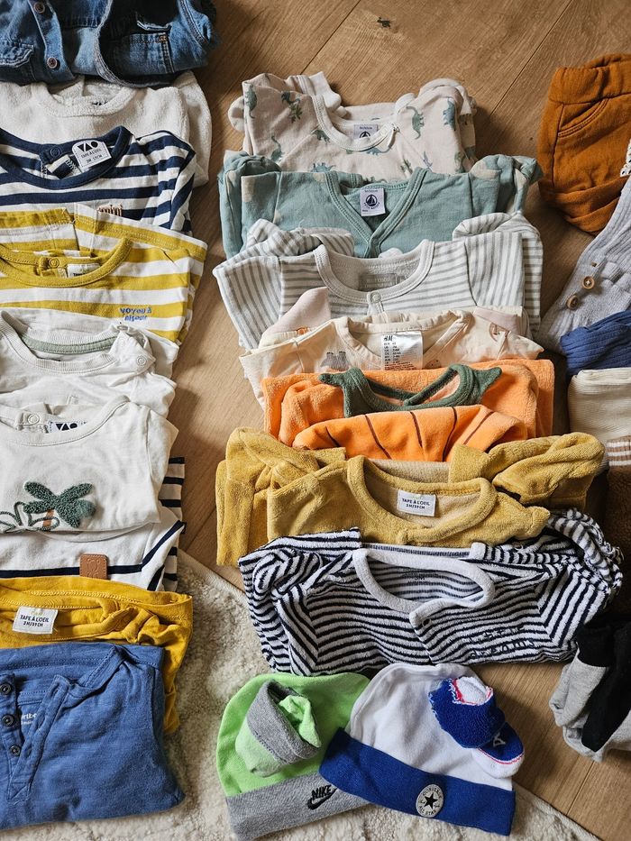 Lots vêtements 3 mois et 6 mois - photo numéro 3