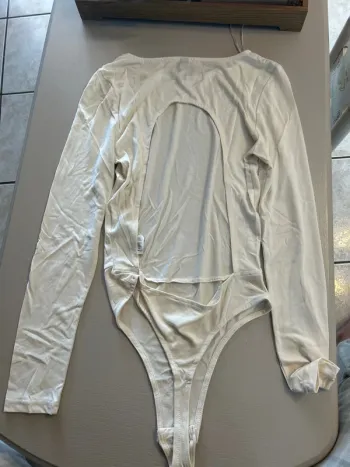 Body dos nu