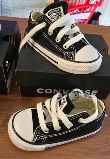 (Mises 1h!!!) 🥰🤩 baskets CONVERSES Pointure 22 unisex 🤩🥰