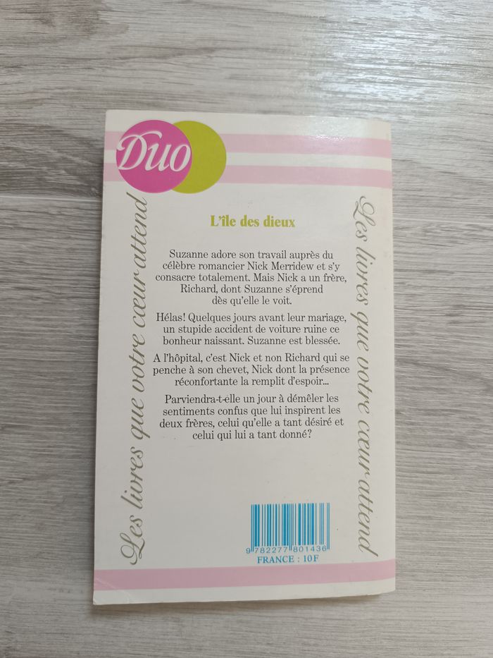 Livre Duo série Romance - photo numéro 2