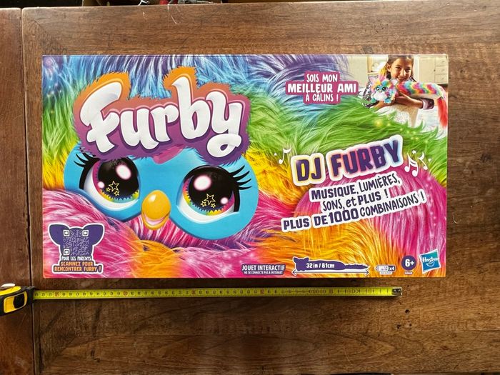 Furby DJ rainbow Peluche interactive Hasbro Dj Furby Rainbow - photo numéro 3