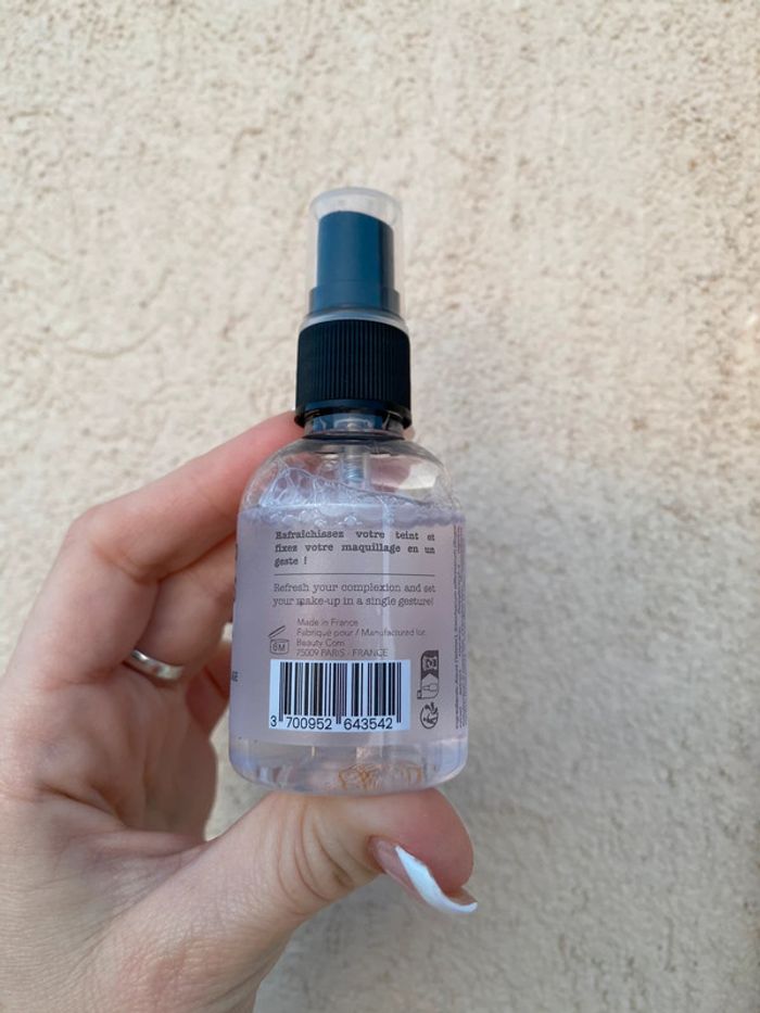 Spray fixateur de maquillage - photo numéro 9