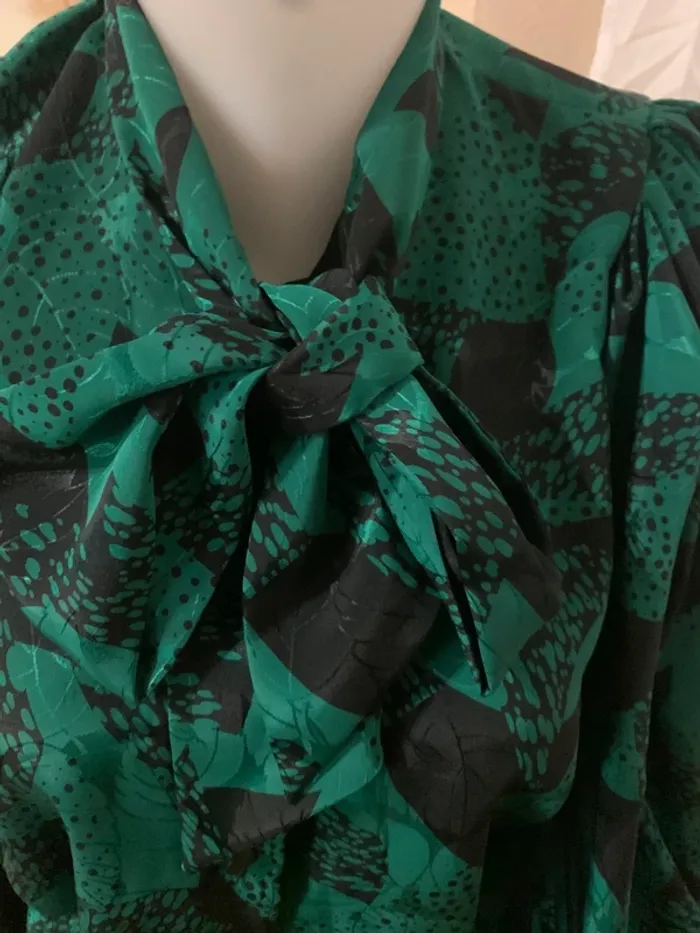 Chemise vert bouteille motif noir taille 42 - photo numéro 3