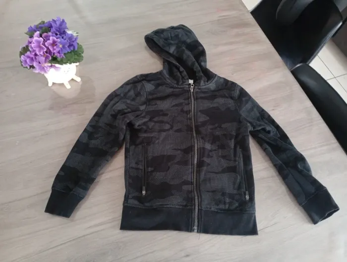 Gilet molletonné garçon camouflage 9 ans