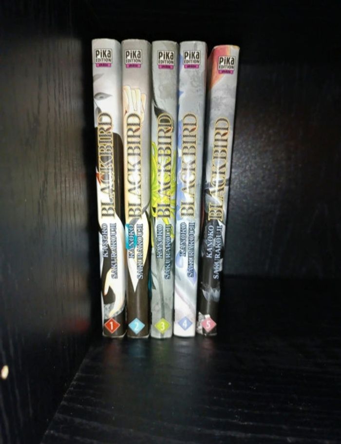 Manga Black Bird tome 1 à 5