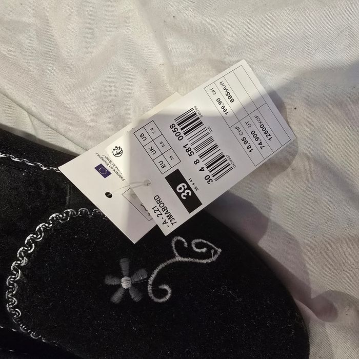 Chausson femme pointure 39 - photo numéro 2