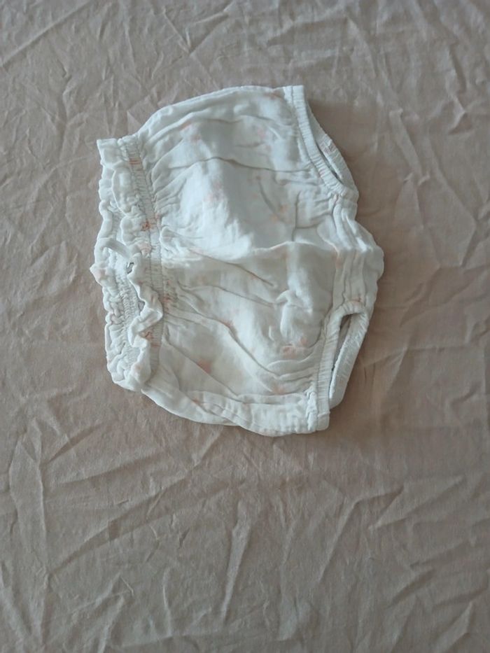Short 6 mois - photo numéro 2