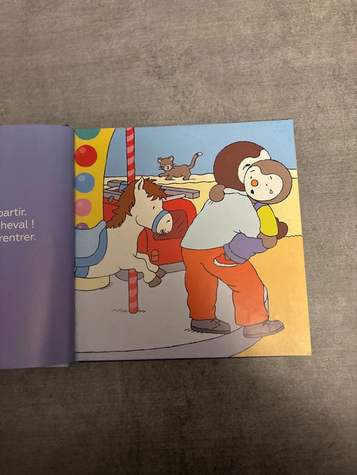 Livre les cinq histoires de T’choupi - photo numéro 6