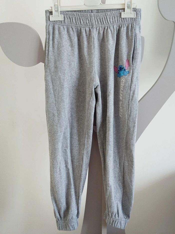 Jogging gris Stitch Disney taille 8 ans