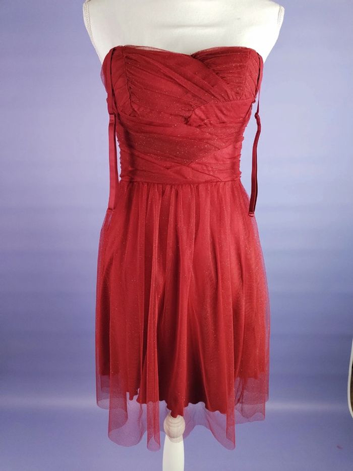 Robe rouge cocktail avec paillettes taille 36