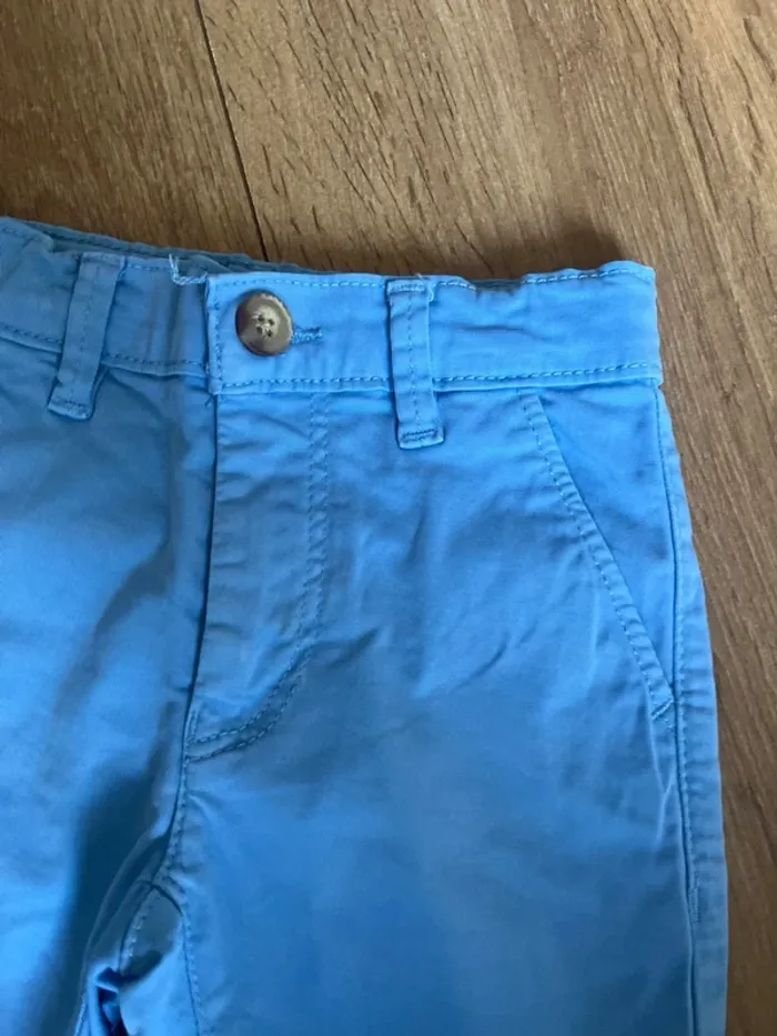 Short bleu claire - photo numéro 2