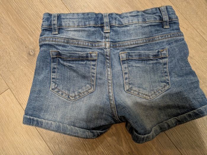 Short jeans - photo numéro 3