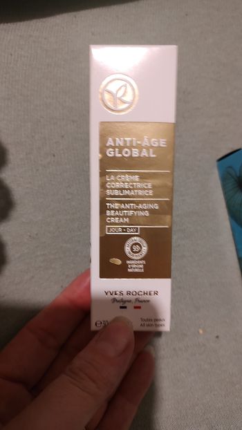 Crème Yves Rocher Anti-Âge Global neuve