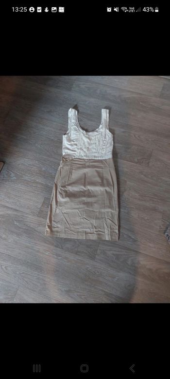 Robe taille S neuve