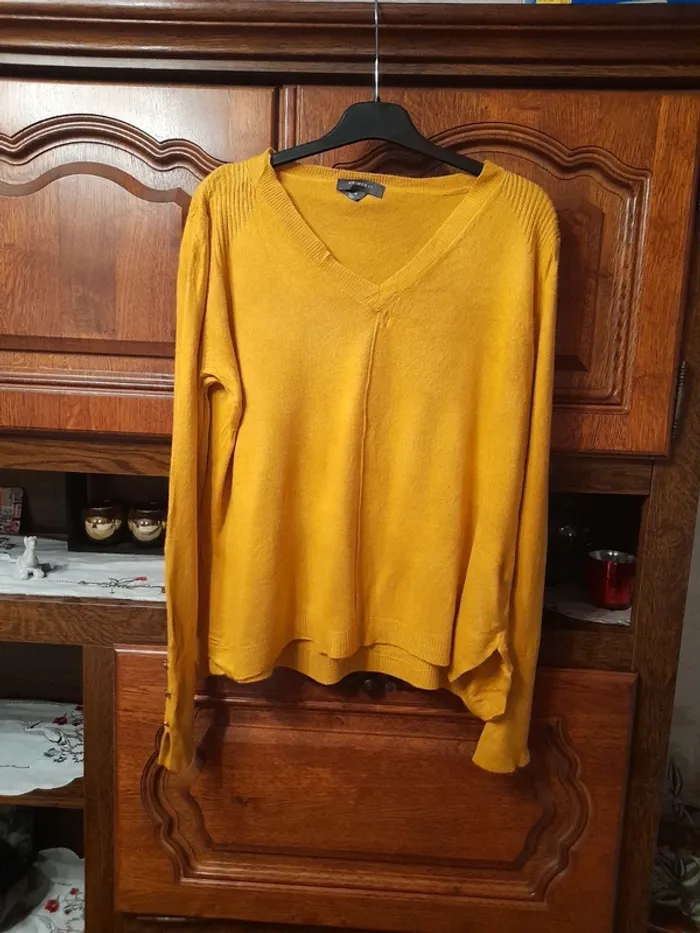 Pull à col V