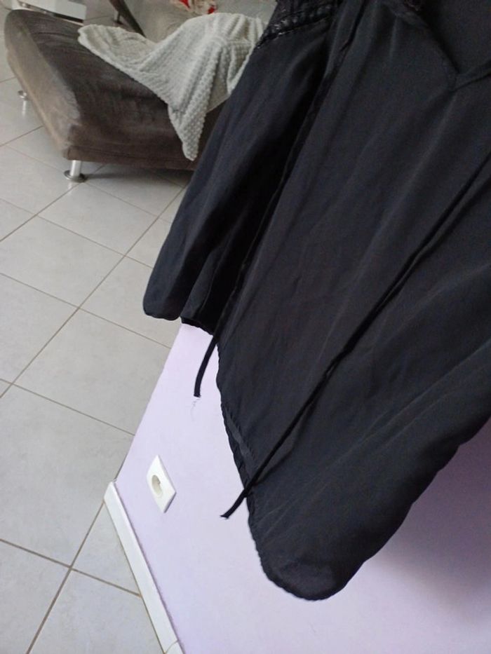 Chemise noire - photo numéro 2