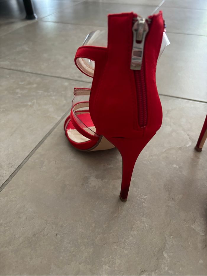 Chaussures à talons - photo numéro 2