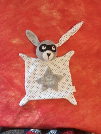 Doudou lapin masqué IKKS