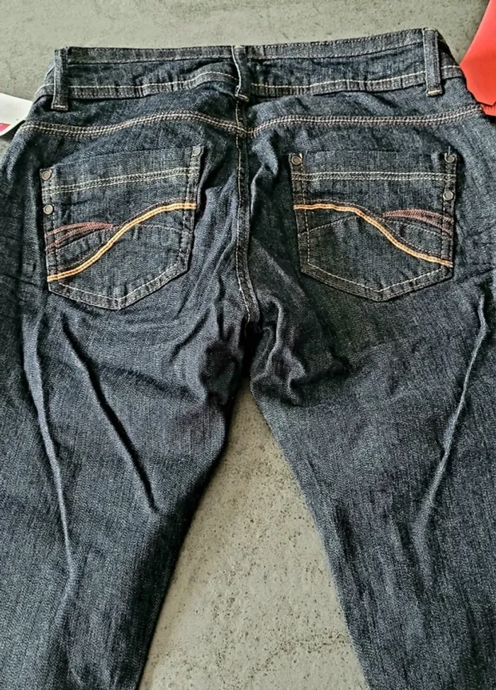 Jean bleu camaïeu 38 neuf - photo numéro 10