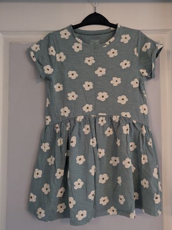 Robe courte fleurie