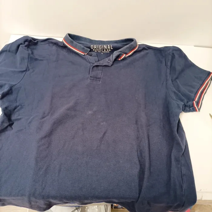 11 hauts femme multi tailles t-shirts débardeurs et tops variés LOT036 - photo numéro 12