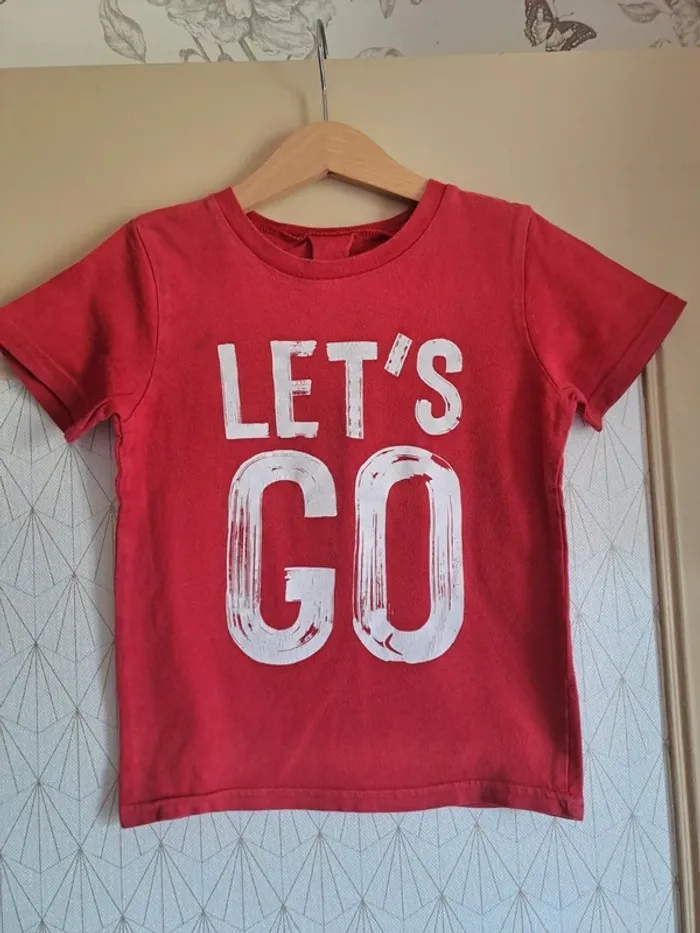 Lot 3 t-shirts garçon 5 ans MC qqs tâches prix mini - photo numéro 2