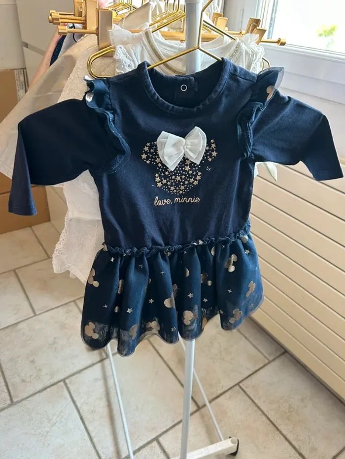 Jolie robe Minnie Orchestra taille 9 mois en parfait état