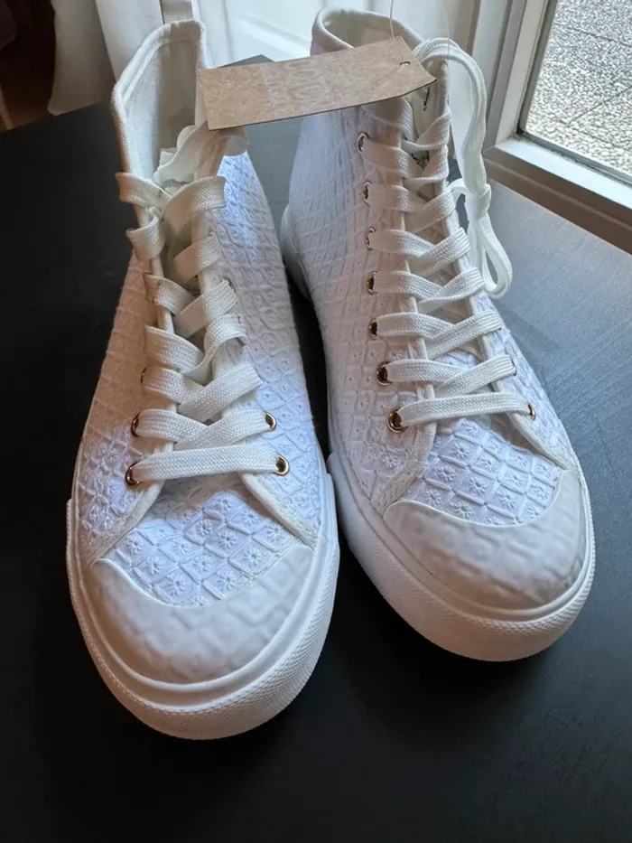 Tennis Montantes Les Tropeziennes Molokai blanches taille 41 neuves - photo numéro 2