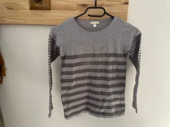 Très joli pull hiver fille 8 ans