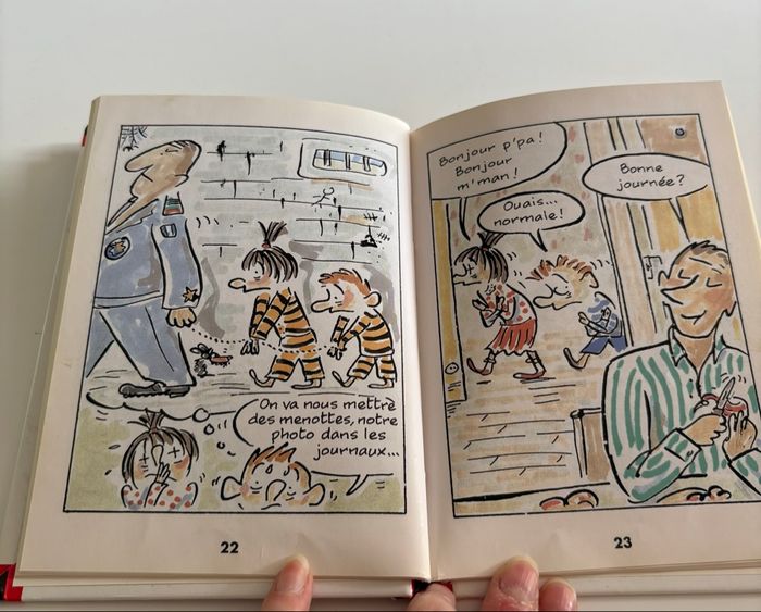 Livre Max et Lili ont volé des bonbons de Dominique de Saint Mars et Serge Bloch - photo numéro 4