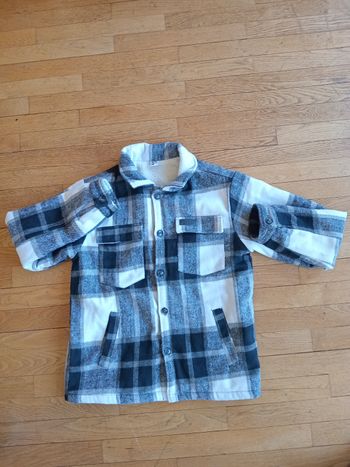 Veste marque 64 neuve taille M contient laine 