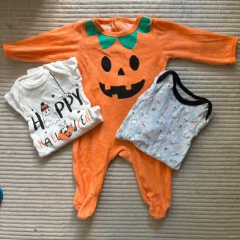 Lot pyjama Halloween et body