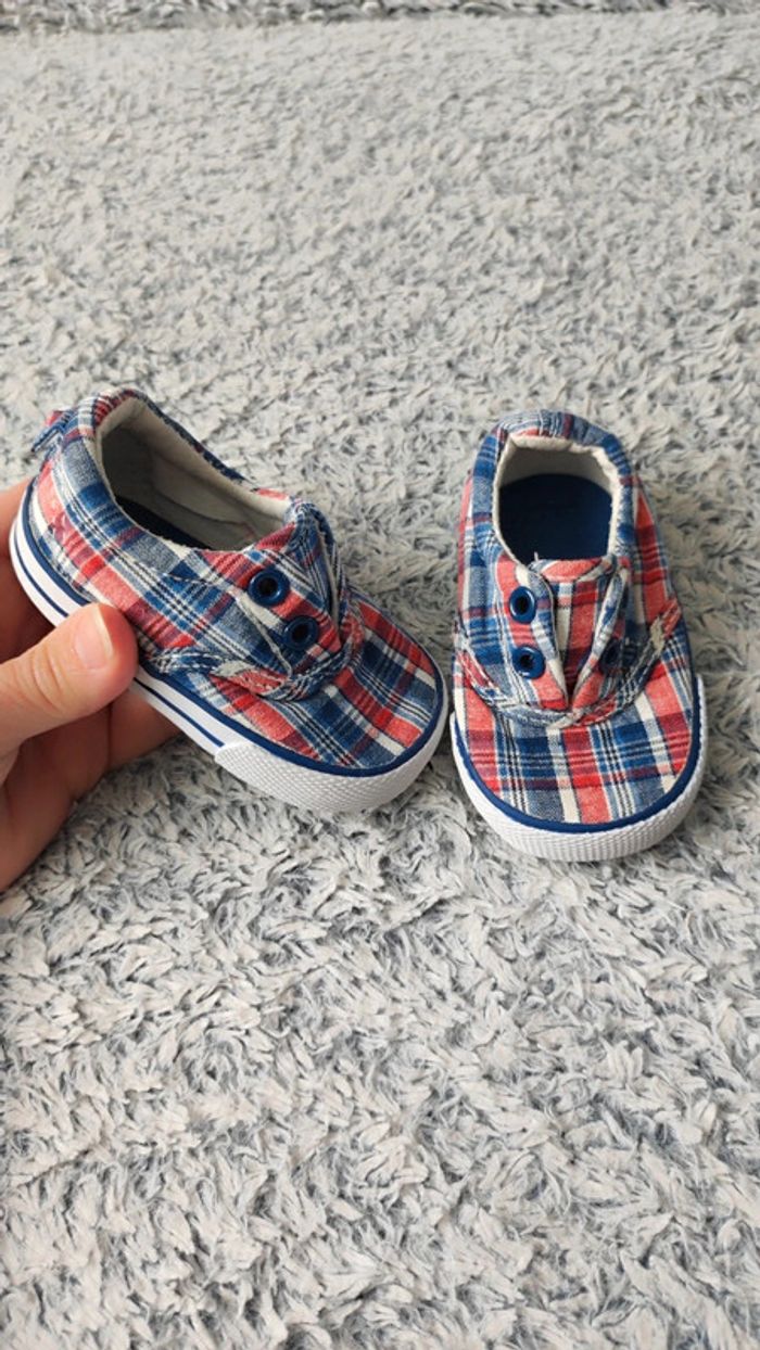 Lot Chaussures 6/9 mois - photo numéro 6