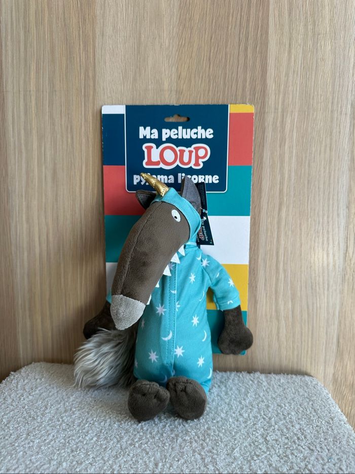 Peluche loup roi