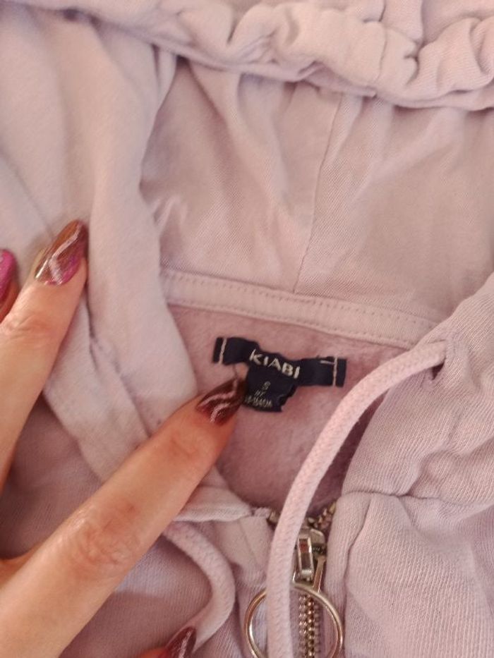 Gilet zippé à capuche