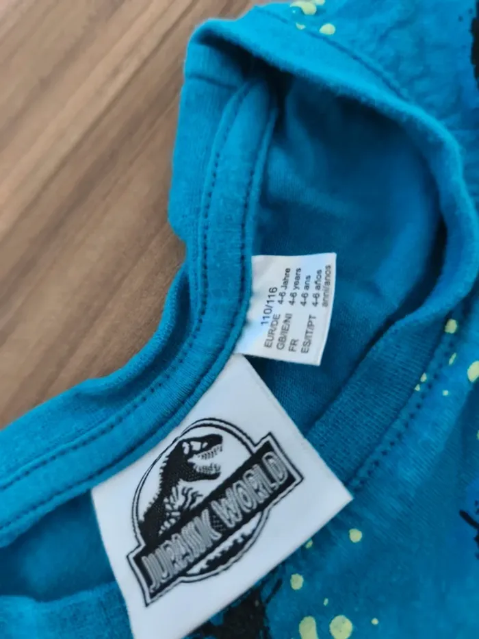 T-shirt Jurassic world 4-6ans - photo numéro 2