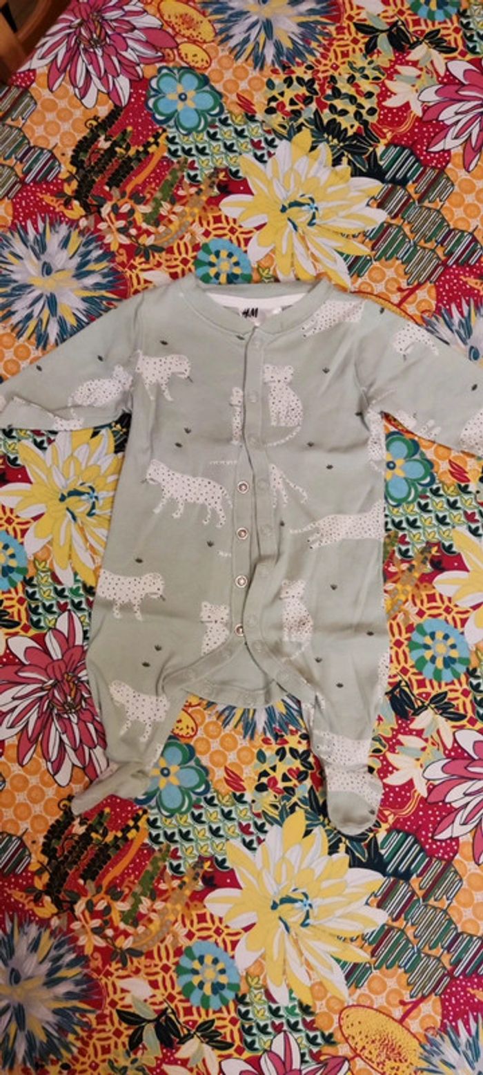 Lot 3 pyjamas 1mois - photo numéro 9
